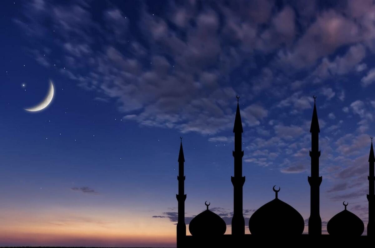 Ramadan begins Monday as crescent moon is sighted in Saudi Arabia The