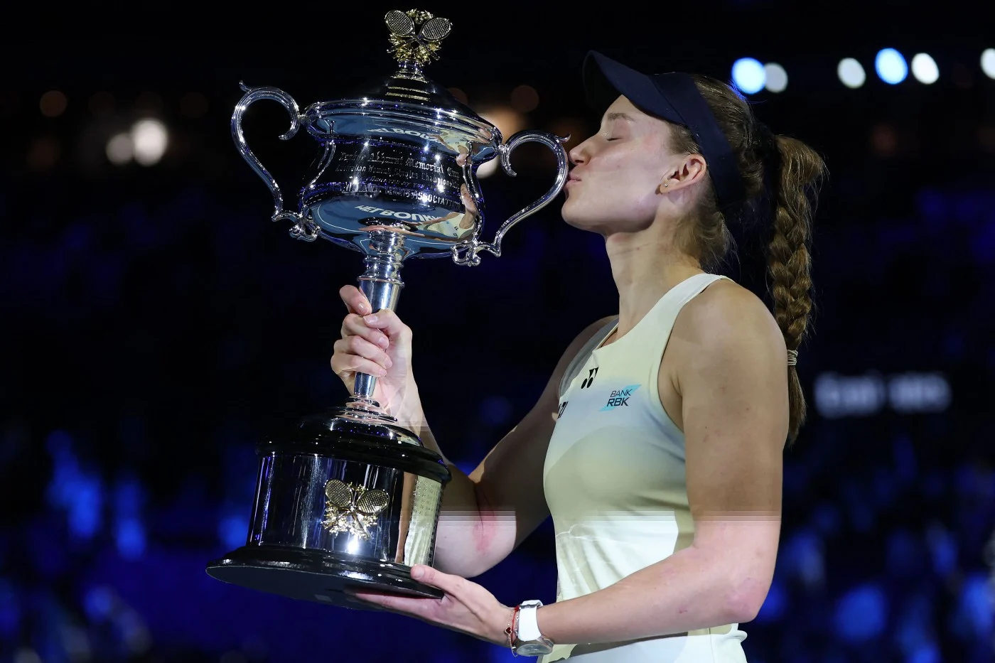 Ice-cool Rybakina beats Sabalenka in tense Australian Open final - The